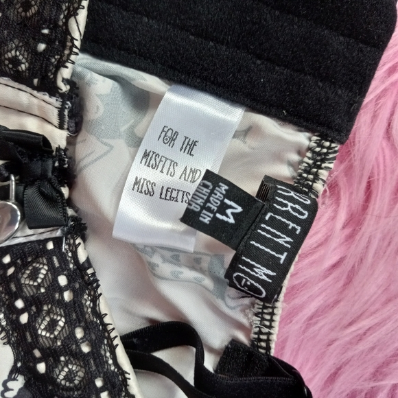 DK kawaii goth creepy cute dbl corset laced top & metal stud skirt set SOLD! - Picture 10 of 15